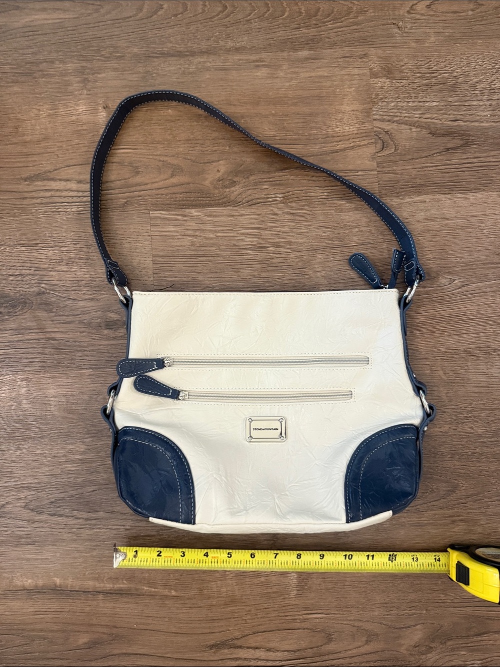 Stone Mountain Accessories Cream and Navy Shoulder Bag Purse